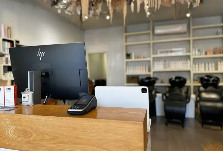 Nivarna Hair Studio